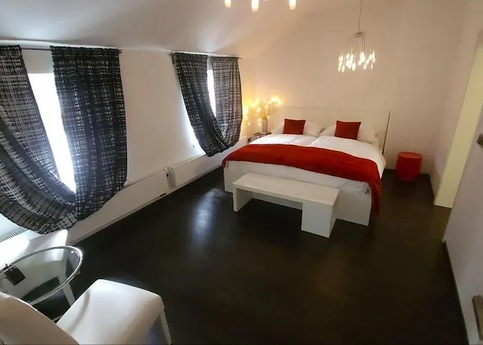 Luxury - Free Massages From Physiotherapists * Prag