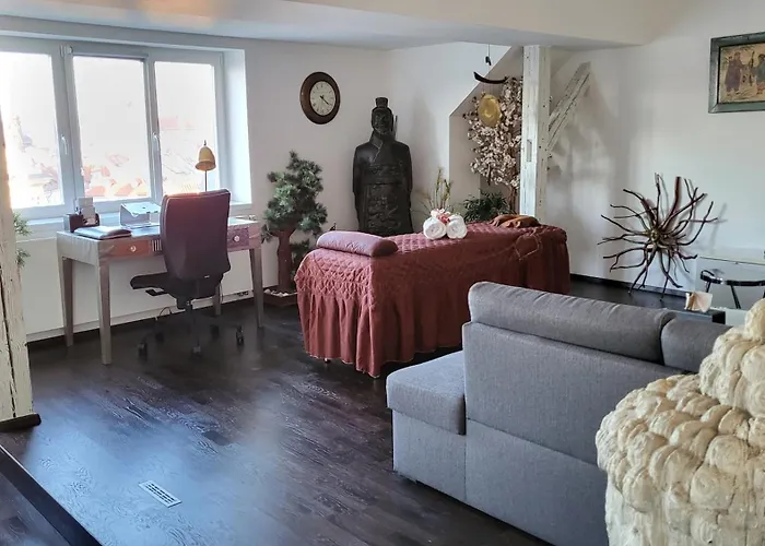 Luxury - Free Massages From Physiotherapists Apartment