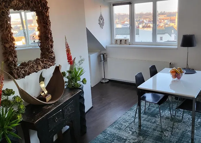 Apartment Luxury - Free Massages From Physiotherapists *