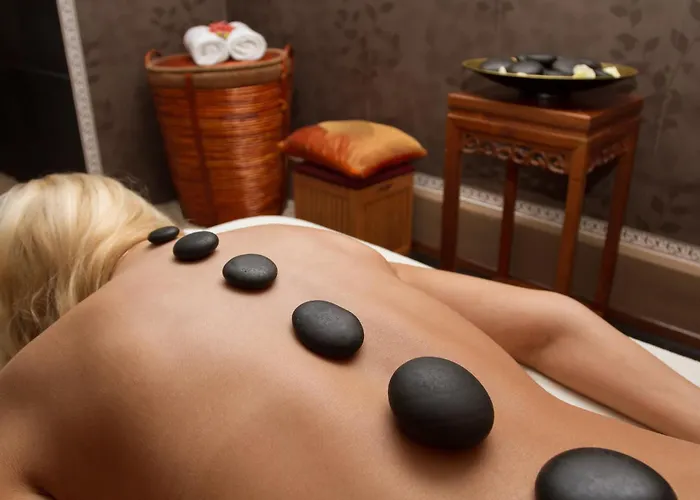 Luxury - Free Massages From Physiotherapists Apartment